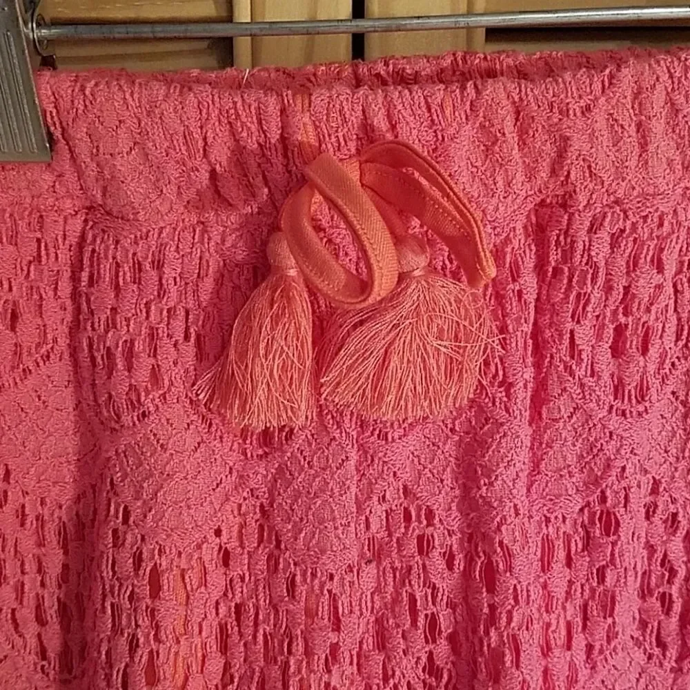 Jessica Simpson girls szM Pink crocheted shorts